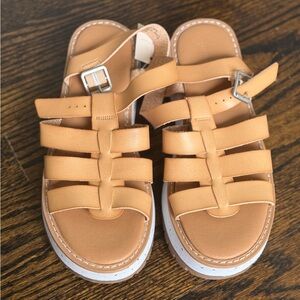 Universal Thread Tan Strappy Sandals